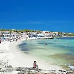 Villa Iris Prima By Punta Prima (Menorca)