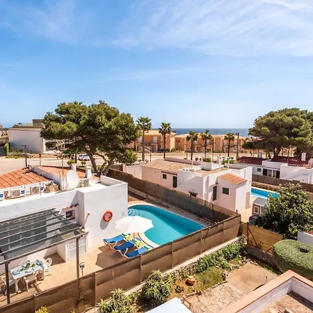 Villa Iris Prima By